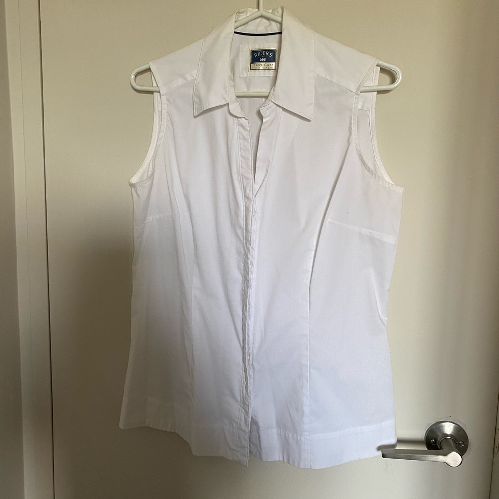 Ladies white sleeveless blouse